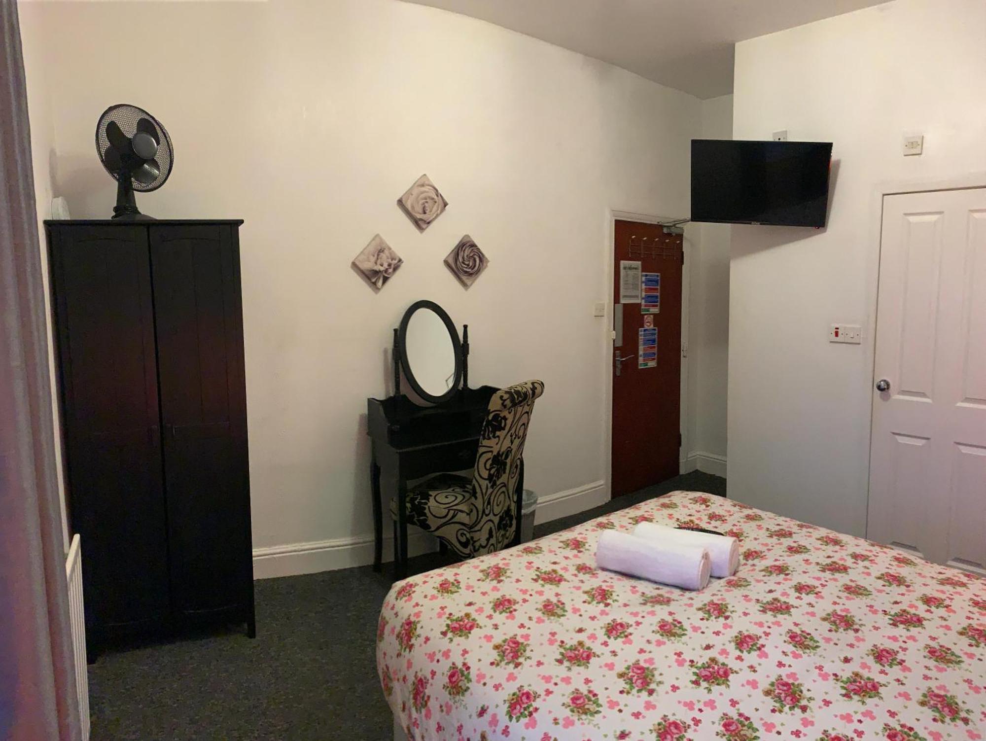 Aindale Hotel ブラックプール エクステリア 写真